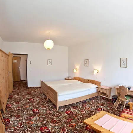Post Hotel 2*