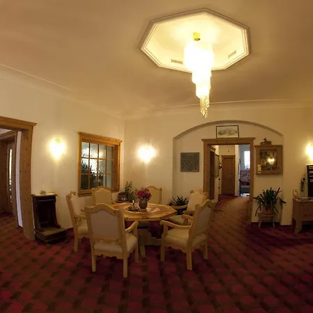 Hotel Post 2*